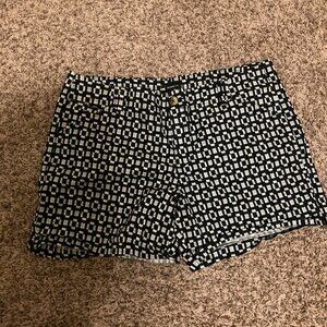 Lee Midrise Fit Shorts 18 Medium Cotton Spandex Blend Black and White Geometric